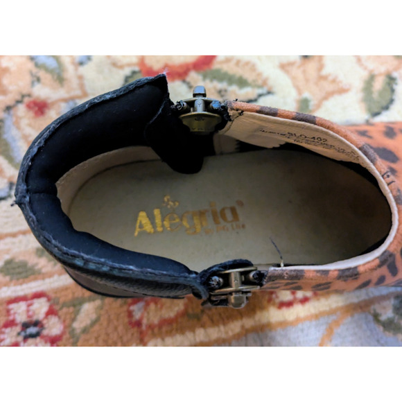 Alegria Sloan Leather Ankle Boots Womens 37 7-7.5 Wedge Leopard Work Comfort Zip - Picture 8 of 9